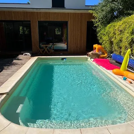 Contemporaine 20min De La Villa *